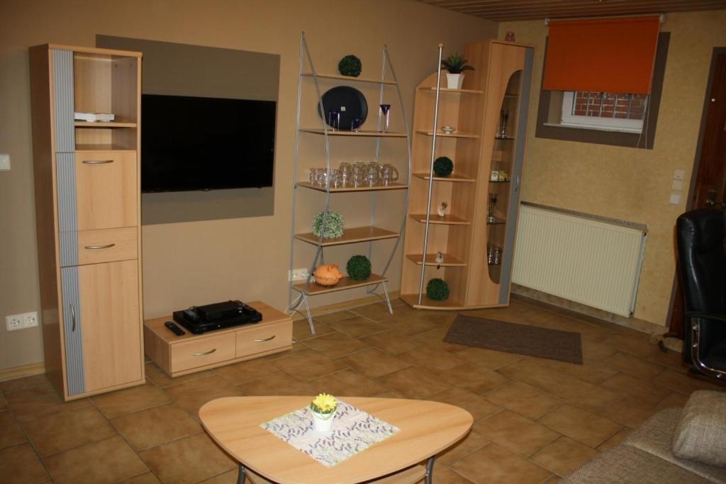 Monteur-/Und Ferienwohnung Diehl Asslar Extérieur photo